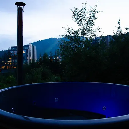 ніка 3* 부코벨