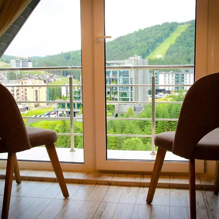 ніка 3* 부코벨